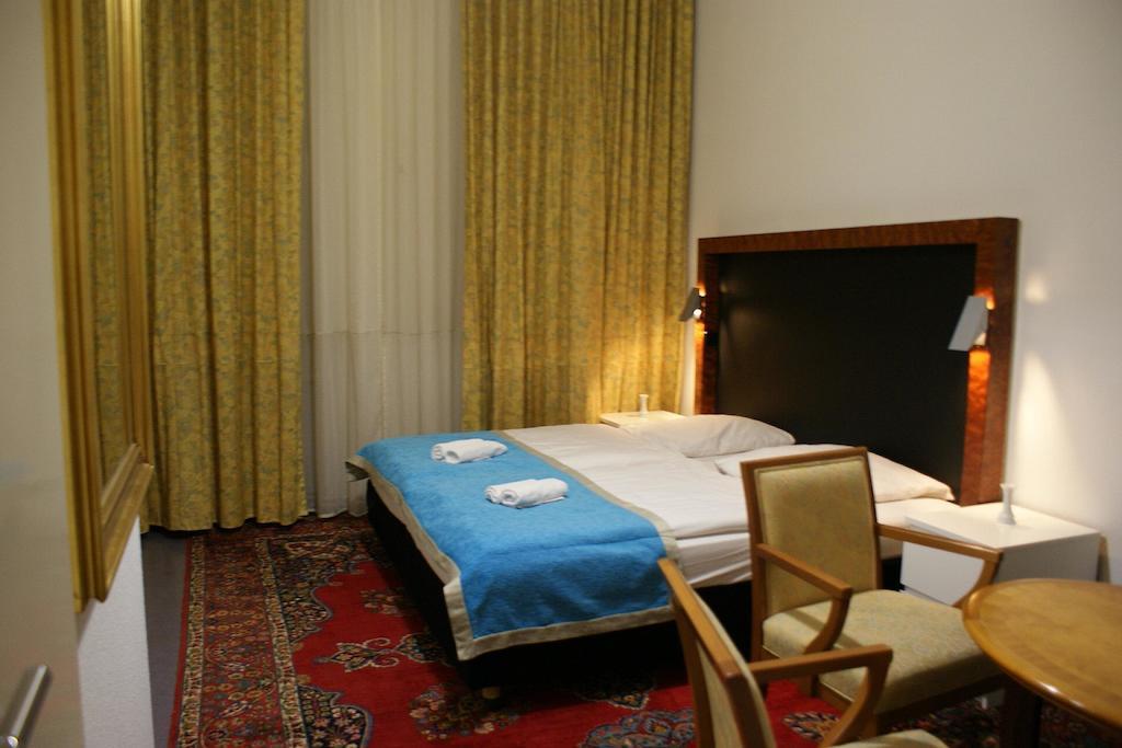 Hotel Garni Aaberna Берлін Номер фото
