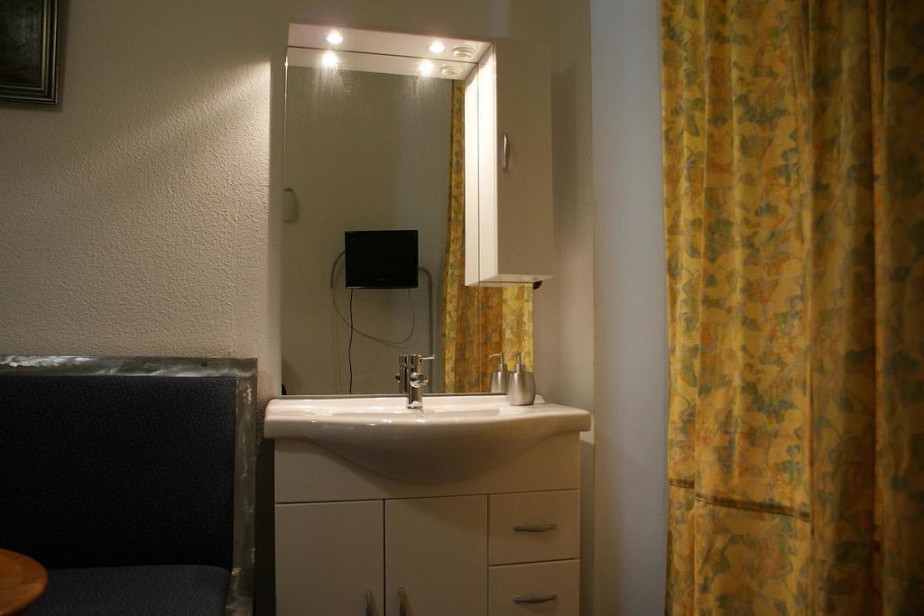 Hotel Garni Aaberna Берлін Номер фото
